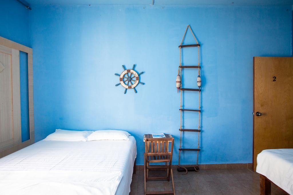 G.T. Guest House Garapan Room photo